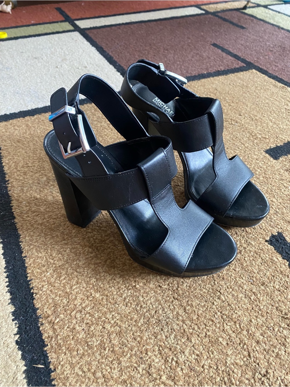 MK Michael Kors Becker Platform Sandal Heels Black Leather